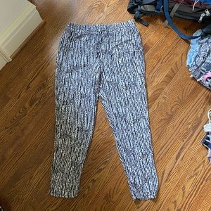 Faded glory black and white loose fit pant